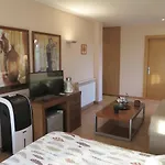Era Conte Hotel 2*