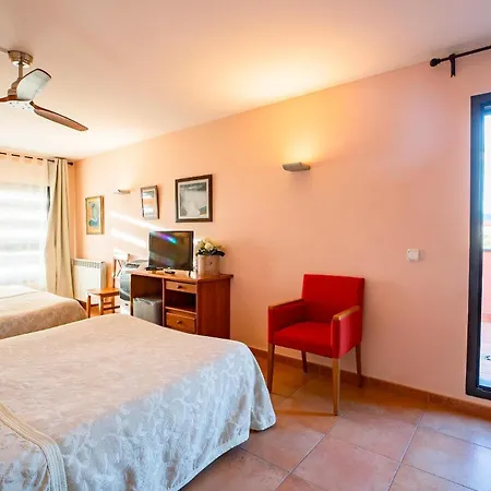Era Conte Hotel 2*