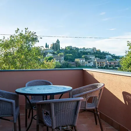 Era Conte Hotel 2*